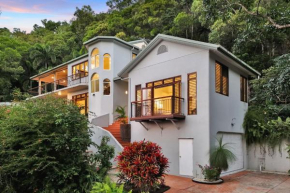 The Ferns Villa Serene Rainforest Retreat with Ocean Breezes